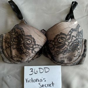 36DD Victoria’s Secret
